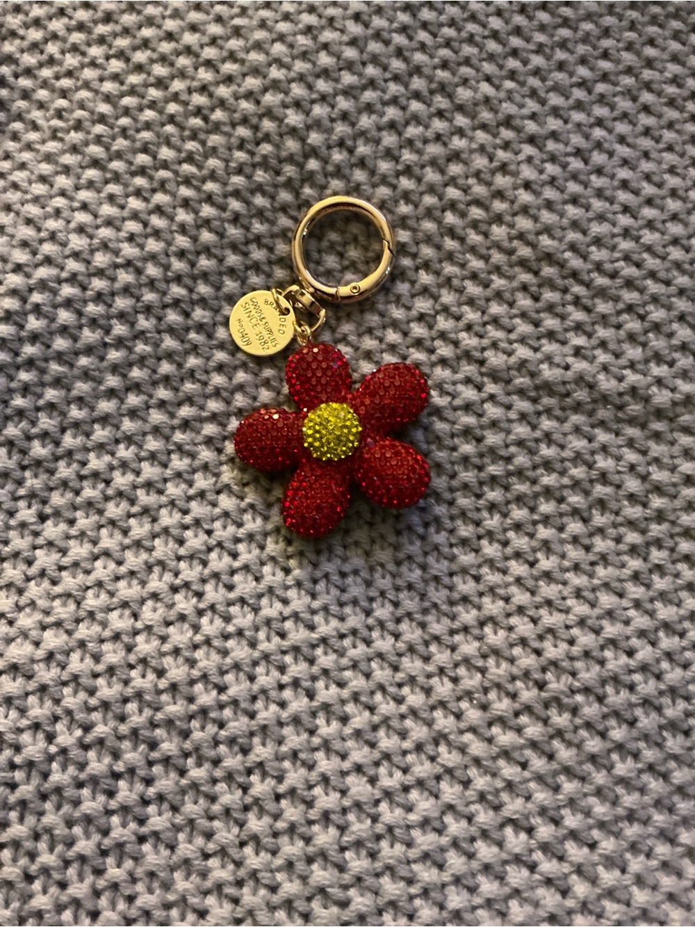 Gold-Tone Red Flower Crystal Keychain with Yellow Center absolutely gorgeous 😍 - Picture 2 of 2